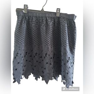 Club Monaco 100% silk skirt